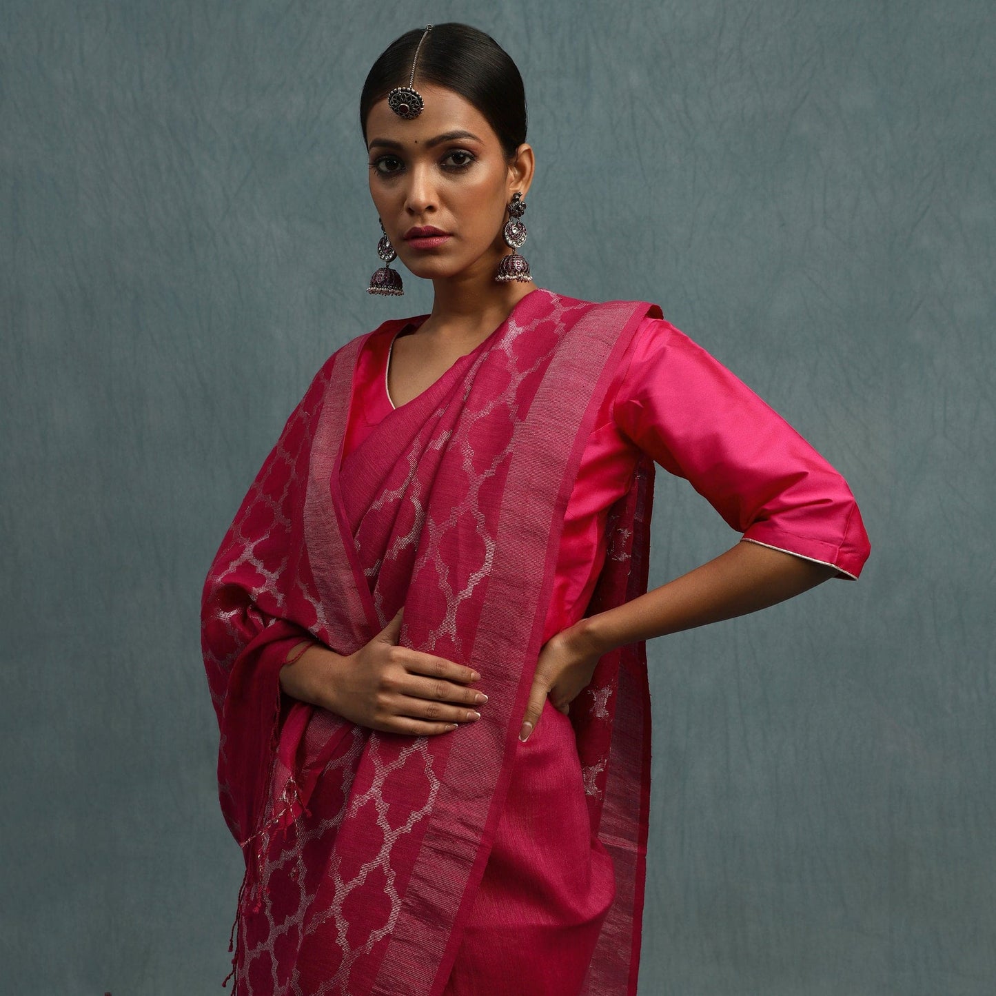 Linen Jamdani Jaal Gulab